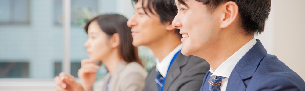 社労士と相談するお客様